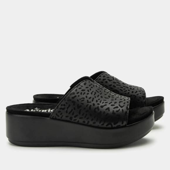 NEW ALEGRIA women's triniti comfort flatform sandal in not a cheetah - Picture 2 of 6
